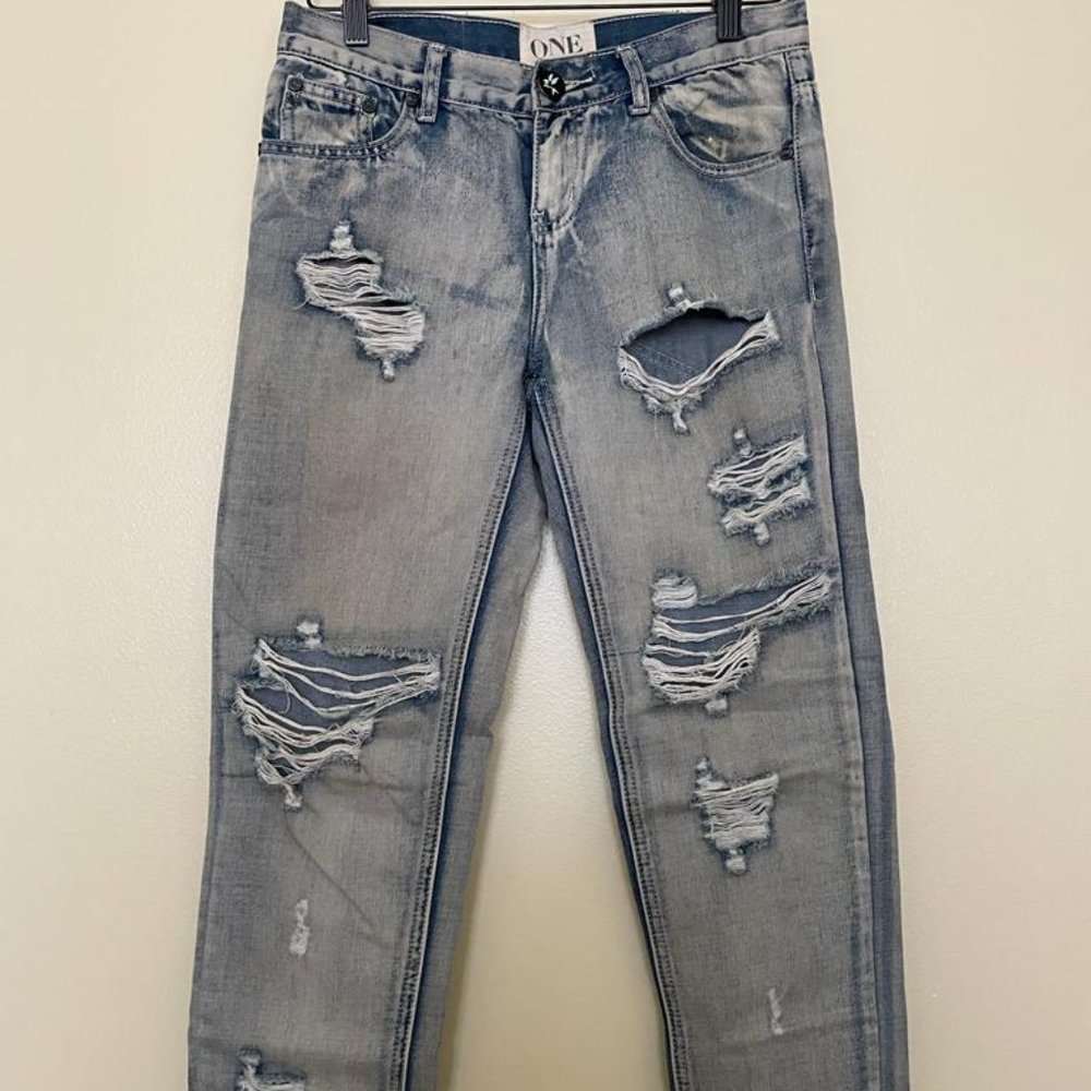 One Teaspoon Destroyed Denim Awesome Baggies.
